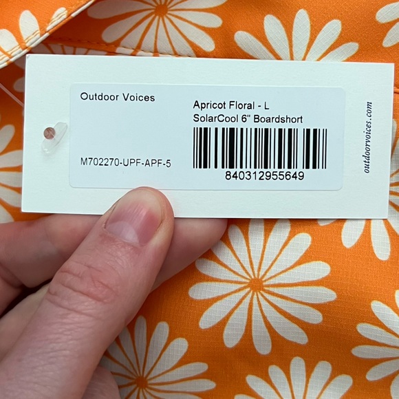 Outdoor Voices Men's Solarcool 6" Beach Boardshort in Apricot Floral - Picture 6 of 9